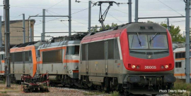 HJ2397S Locomotive électrique BB 36005 de la SNCF, livrée rouge et grise
