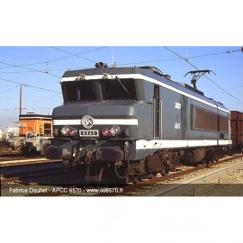 HJ2426 Locomotive électrique CC 6543 Maurienne, livrée verte SNCF Ep IV